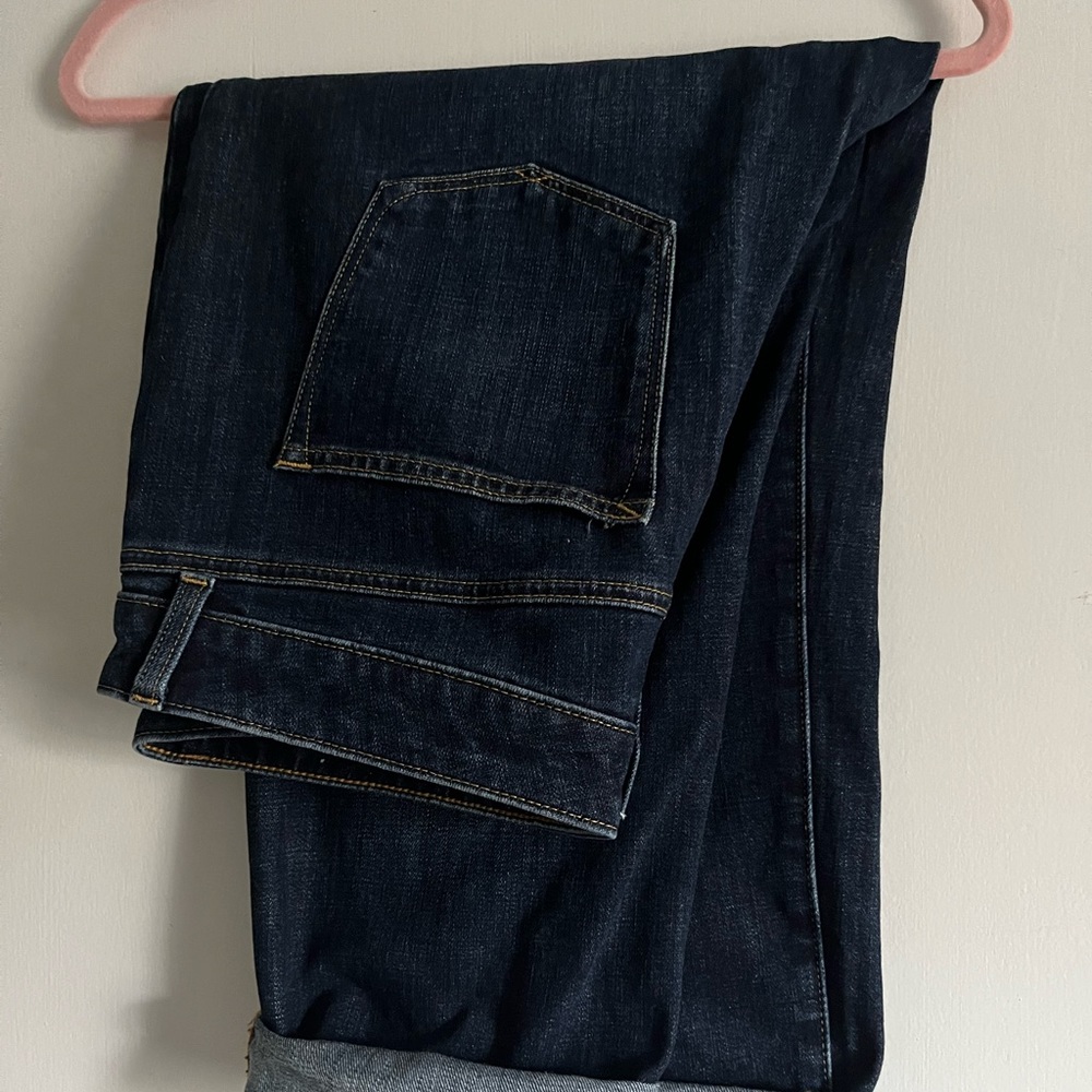 Talbots petite Everyday Relaxed fit jeans in 14.  Dark wash, Ankle length